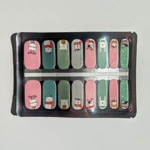 ⭐️💰5 for $20 Nail Wraps- Cozy Critters